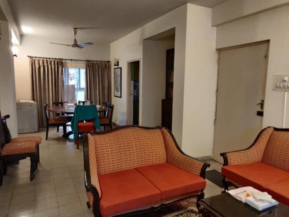 Lovely Couple Friendly Guest House Calcutta Extérieur photo